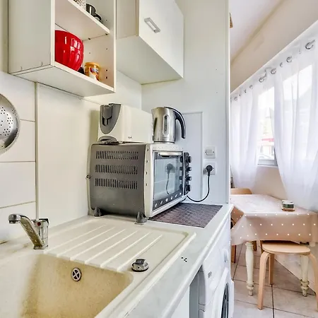 Studio With Bathtub - Near Chantenay *